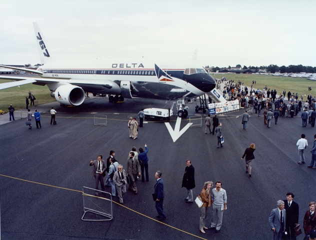 Spirit at 1982 air_show_before_delivery_to_DL