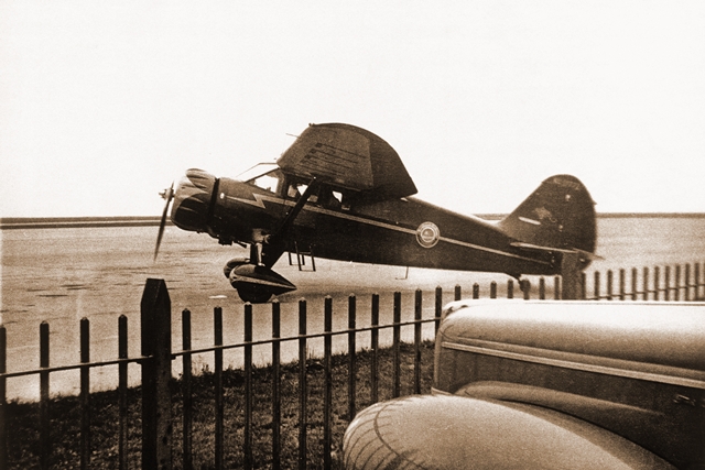 Stinson Reliant trainer, early 1940s